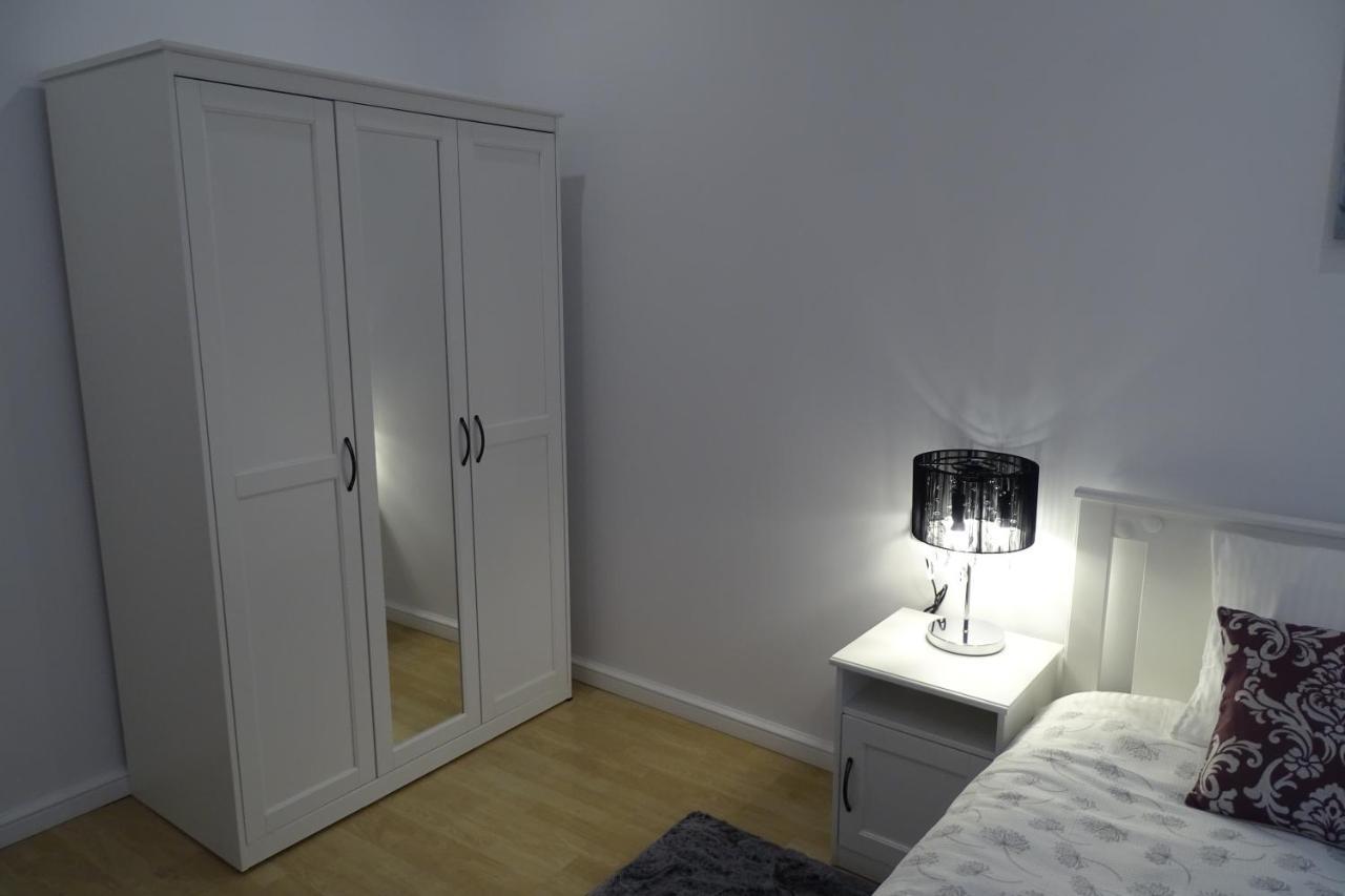 Appartement City Eyes Targul Vinului à Sibiu Extérieur photo